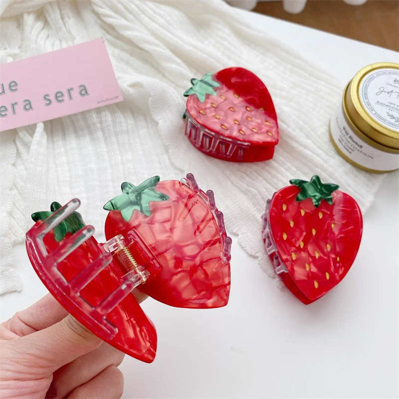 Strawberry Hair Claw