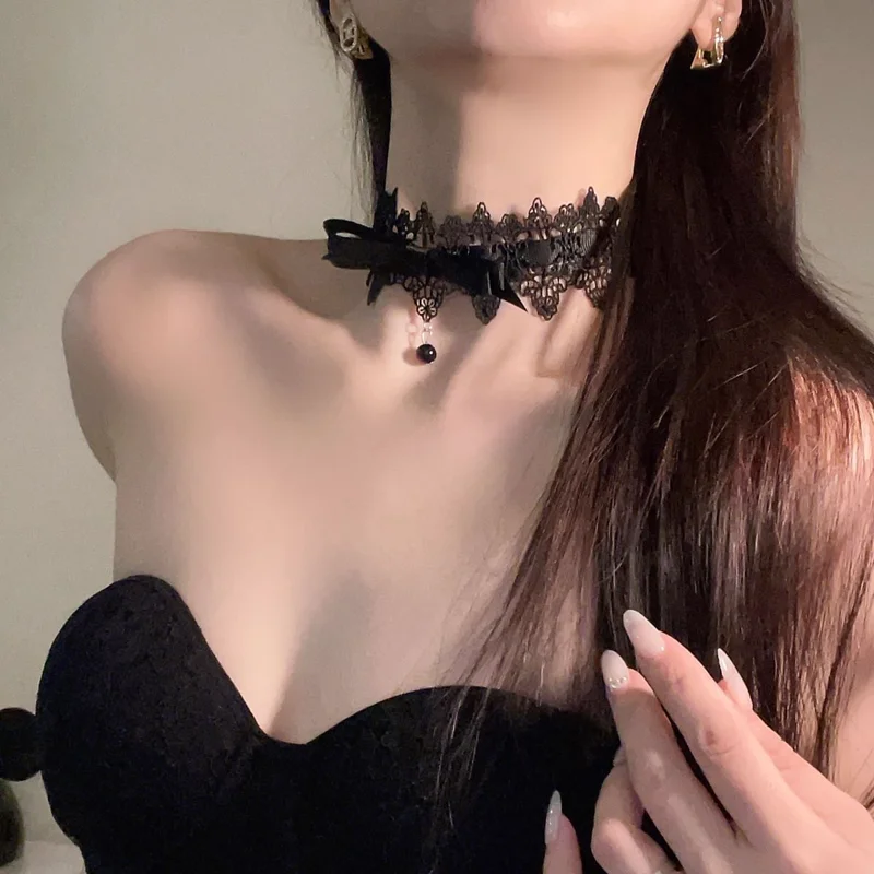 Lace Bow Choker