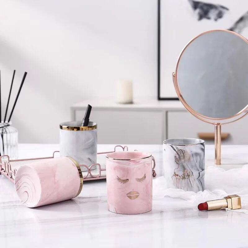 Marbled Ceramic Pen Pot